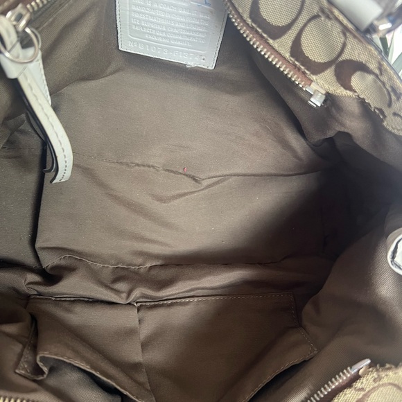 Authentic Coach purse - Picture 5 of 7